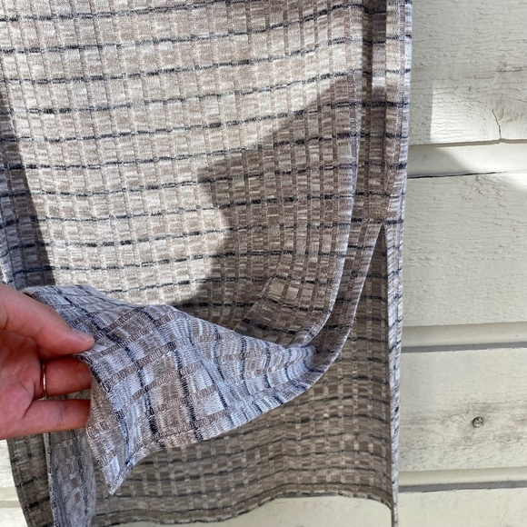 aritzia | high waisted maxi skirt | beige - Picture 4 of 6